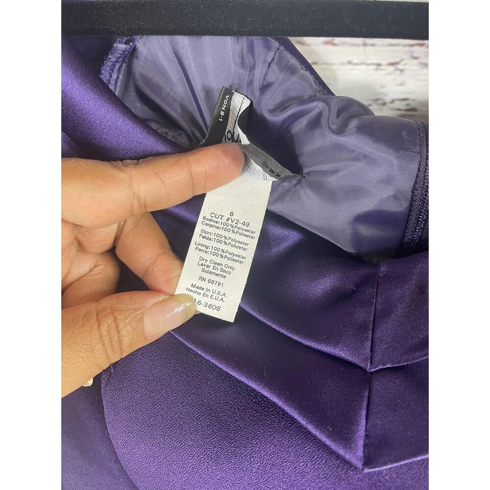 Von Bramlett Dress Women's SZ 6 Purple Off Shoulder Evening Gown Formal Made USA - Picture 6 of 10